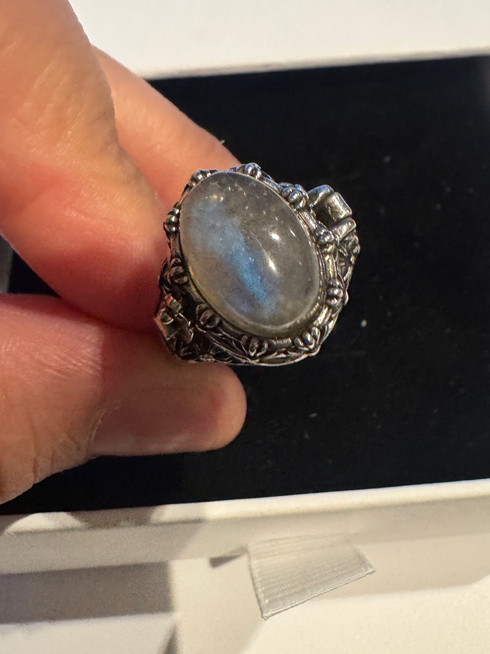 Vintage Moonstone Poison Oval Cocktail Ring - Gray/Blue adjustable size
